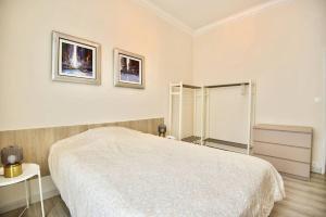 Nice Signature Notre Dame