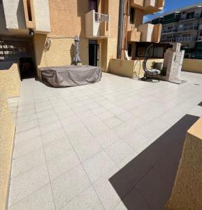 Piso con terraza y vistas cerca de la Palya