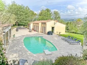 Belle villa avec jardin piscine et salle de sport - Montauroux