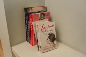 Crystal Suites Chez Helena