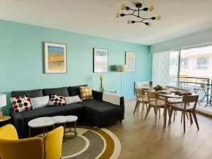 Un nid au marché à La baule - 盖朗德