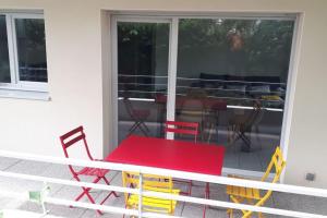 Appartements Appartement Tout Relooke a 10mn des plages ! : photos des chambres