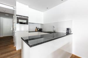 Bellevue Residences - Luxurious Lakeside Apartments