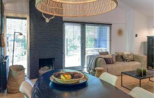 Awesome Home In Rheezerveen With Sauna