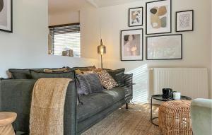 Awesome Home In Rheezerveen With Sauna