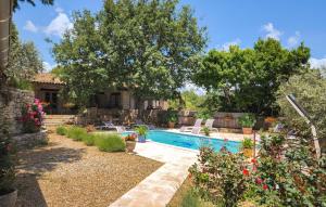 Amazing Home In St Martin De Castillon