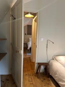 Maisons de vacances Gite Le Four a Pain 6 personnes sur le domaine du Manoir du Rigouneix : photos des chambres