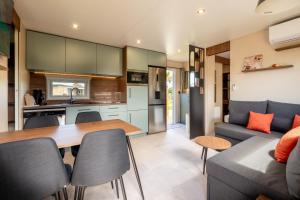 Campings M&V Resort Camping : photos des chambres