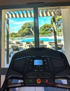 Appartements Cote Golf, bel appartement RDC avec terrasses dans Golf, piscine, tennis, a 5mn de l'Isle sur la Sorgue : photos des chambres