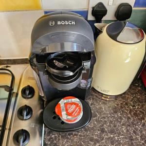 & Cosy Apartment in the heart of Stokes Croft