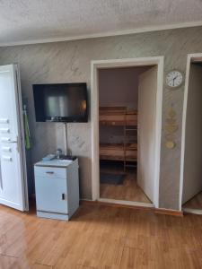 Vikendica Sara,Devojacki bunar