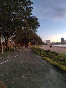 Heaven in city with full seaview 2 cozy BR BAY 21