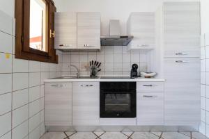 Giardino con Vista Mare img9