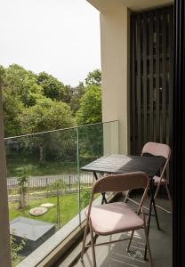 Azur Delux -1BD Flat with Parking & Pool by Flat Mаnаger