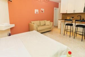 Coral Cane Apartment