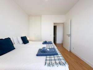 Bright apartment next to main avenue and marina #1870