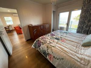 Great Cistern Beach Village