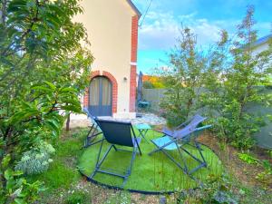 Maisons de vacances Maison Victoria : Maison 3 Chambres