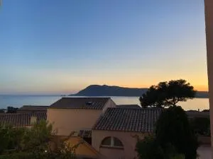 La mer sans voiture ! 2 e-bikes à louer, vue sublime, 40 m2 - Saint-Mandrier-sur-Mer