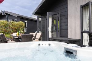 Foxglove Lodge, 31 Roadford Lake Lodges