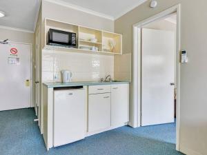 Convenient One-Bedroom Apartment
