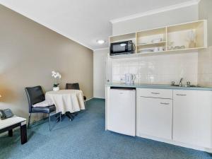 Convenient One-Bedroom Apartment