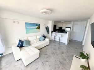 Luxury Ocean View Apartment 6th floor