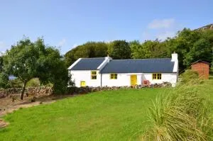 Teachín - An Idyll of the Emerald Isle - Carrigart