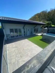 Channel View - Wick Saint Lawrence