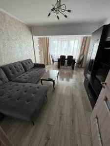 Johnny's Home - 多亚马伊