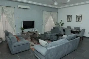 Bespoke 3 Bedroom Gated House - Taifa