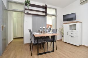 Stan Stari Grad Budva