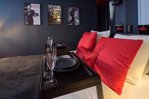 Appartements L-Oscar, Experience Cinema Room avec Netflix, Canal Plus, Prime Video chez les M by PRIMO C0NCIERGERIE : photos des chambres