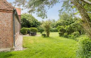 Gorgeous Home In Bredebro With Wifi