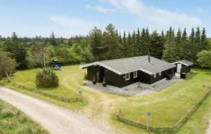 4 Bedroom Beautiful Home In Blokhus - Pandrup