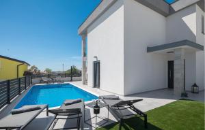 3 Bedroom Amazing Home In Musales