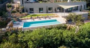 Unique ! Villa plain-pied vue exceptionnelle golfe St Tropez à 200 m de la plage - 圣特罗佩