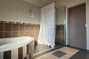 Maisons de vacances Maison spacieuse : photos des chambres