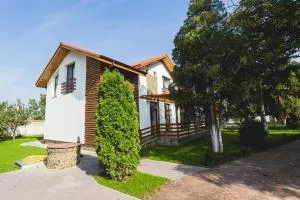 Casa Cu Nuc - Oveselu