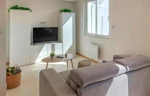 Awesome Apartment In Le Conquet