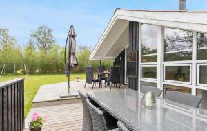 Gorgeous Home In Strandby With Wifi