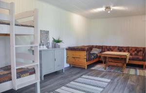 3 Bedroom Gorgeous Home In Årjäng