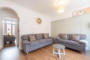 Caversham Westfield House from World At Home