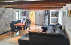 4 Bedroom Beautiful Home In Gärsnäs