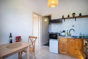 One House Pythagoreio - Mytilinioí