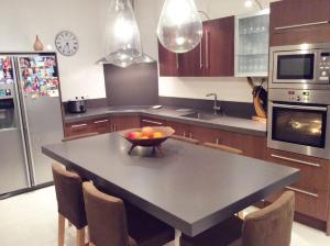 Villas Bastide Languedocienne de Standing - Pezenas LE CLOS DE L-AMANDIER : photos des chambres