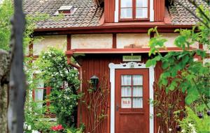 Gorgeous Home In Växjö With Wifi