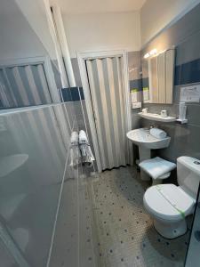 Hotels Hotel De France Perpignan Centre Ville : Chambre Double Standard