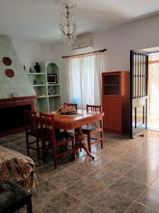 Vivienda rural Los Iberos M&M,