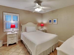 Ocean Breeze West #106